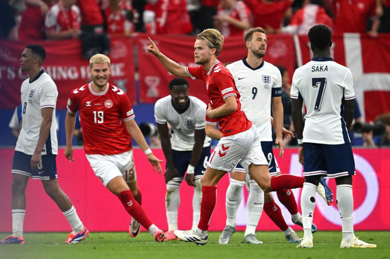 Denmark resmi dihukum karena melanggar aturan UEFA di pertandingan Euro 2024 vs Inggris – pelanggaran dalam permainan sepak bola